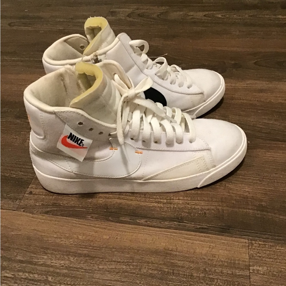 Nike Blazer Mid Rebel